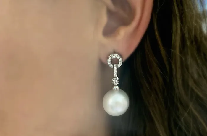 Earrings Earrings 18kt White Gold Dangle South Sea Pearl Diamonds Albert Hern Earrings Earrings 18kt White Gold Dangle South Sea Pearl Diamonds Albert Hern