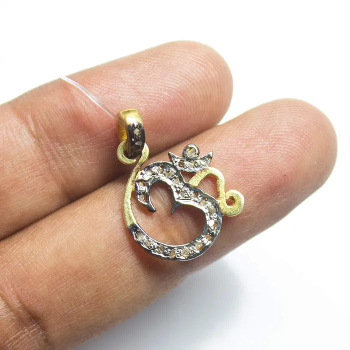 Beads Supplies USA 1pc Om Pave Diamond 925 Sterling Silver Gold Vermeil Charm Pendant 24mm x 17mm Necklaces Beads Supplies USA 1pc Om Pave Diamond 925 Sterling Silver Gold Vermeil Charm Pendant 24mm x 17mm Necklaces
